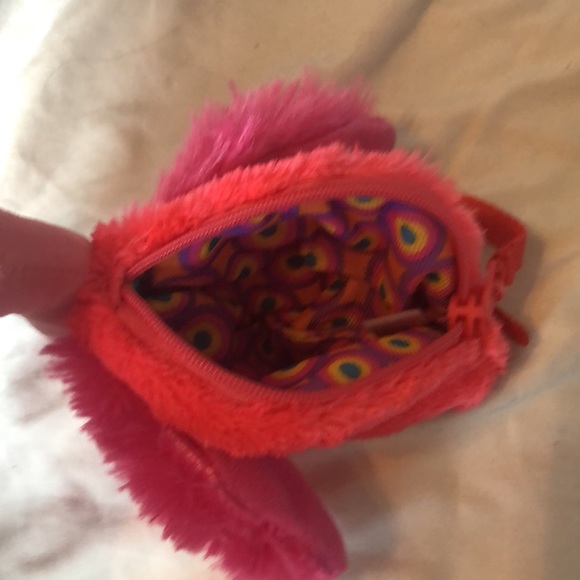 Ty fluffy flamingo bag. It’s a plushie & a bag - Picture 2 of 4